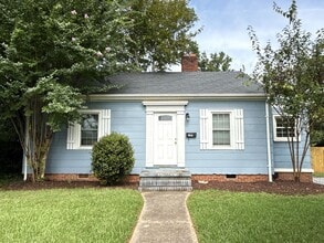 Building Photo - 3017 Hudson St