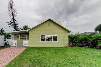 Building Photo - 14056 Marguerite Dr
