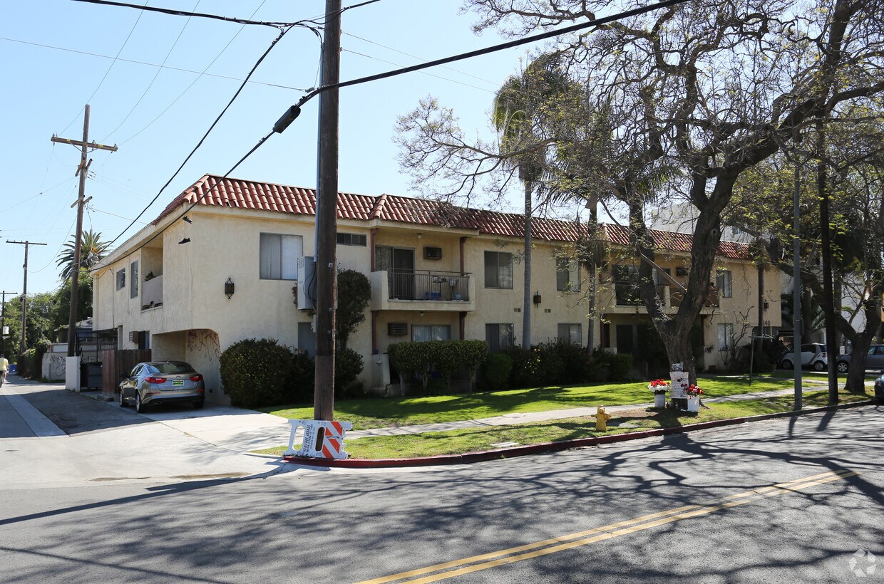 Foto del edificio - 3840 Inglewood Blvd