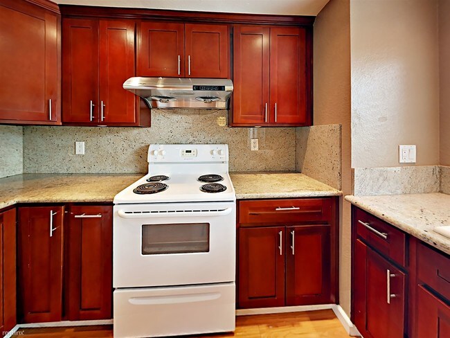 Building Photo - 3145 Loma Verde Dr