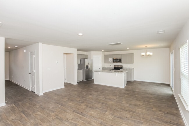Building Photo - 305 Flushing Bay Ct