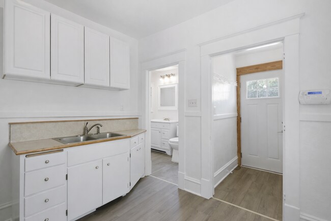 Foto del edificio - 346 Cleveland Ave N