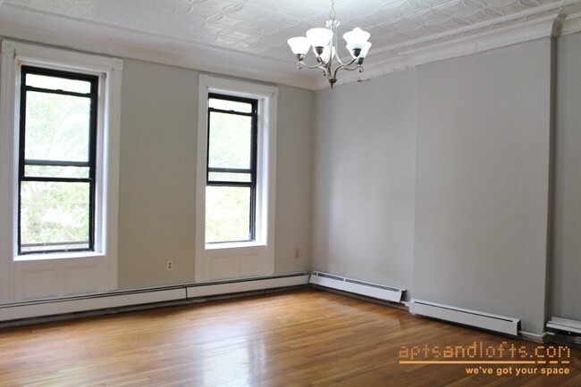Building Photo - 9302 95th Ave