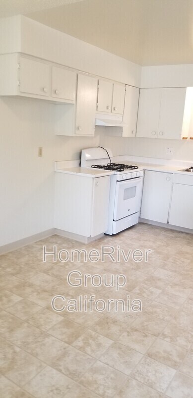 Foto del edificio - 3372 Glenmoor Dr