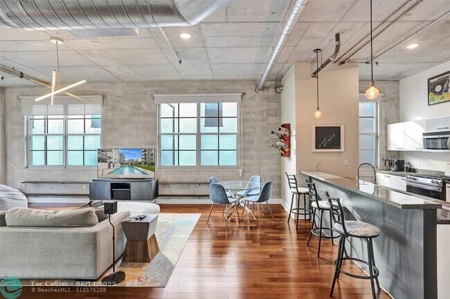 Foto del edificio - 411 NW 1st Ave