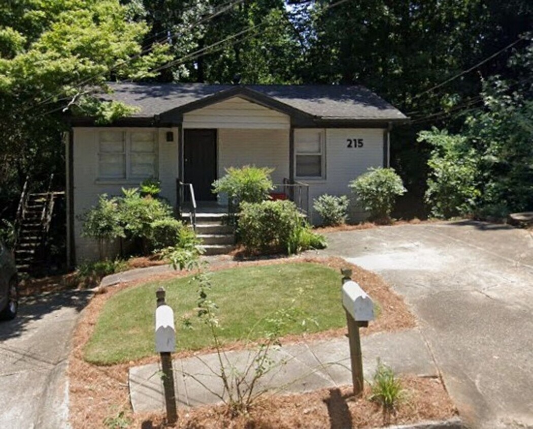 Foto del edificio - 215-Hillcrest