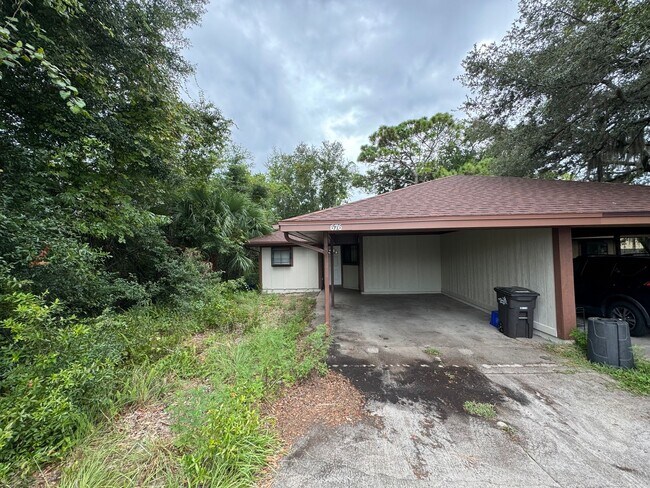 Building Photo - Altamonte Springs 2 Bedroom/2 Bath