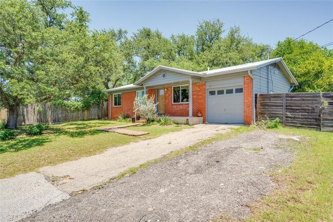Building Photo - 1707 Overhill Dr