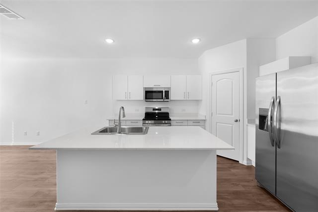 Foto del edificio - 107 Brookline Dr