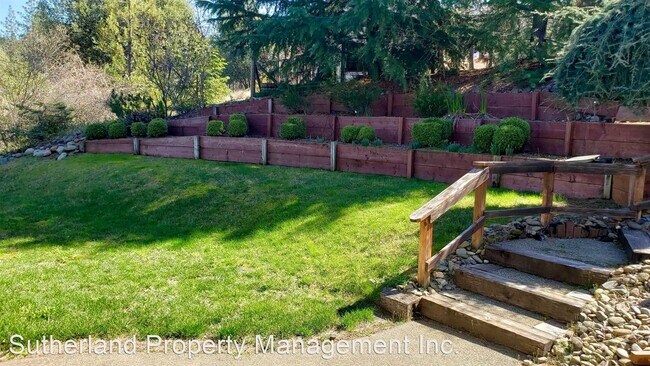 Foto del edificio - 4 br, 3.5 bath House - AUBURN LAKE TRAILS