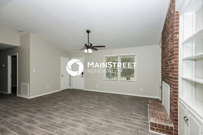 Foto del edificio - 663 Sunridge Dr