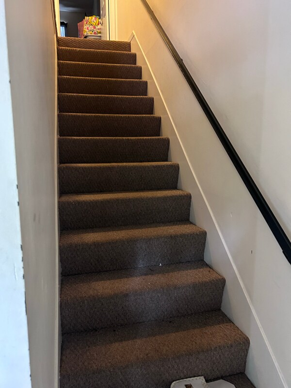 Foto del edificio - 636 Valley Crest Dr