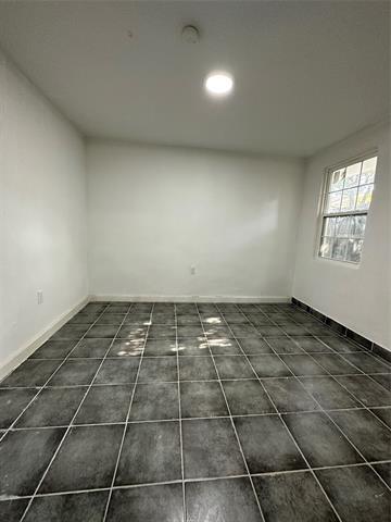 Foto del edificio - 1815 Nomas St