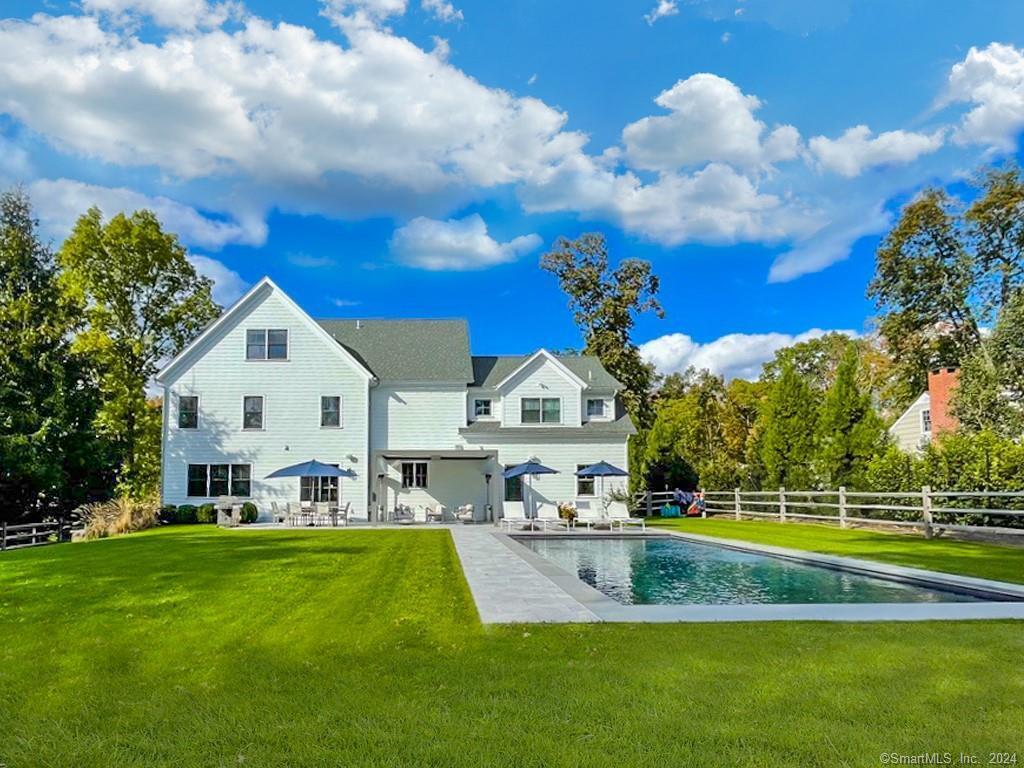 Foto principal - 17 Stony Brook Rd