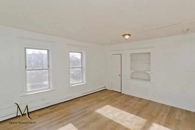 Photo - 528-532 Union Street Apartment