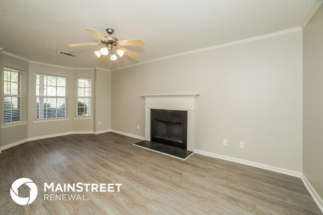 Foto del edificio - 4852 Wolfcreek View