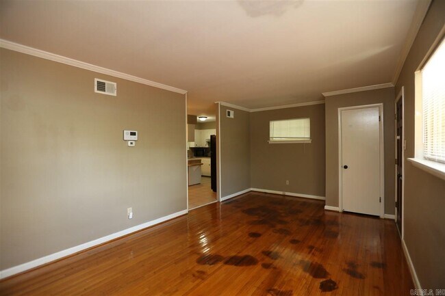 Foto del edificio - 312 Wedgewood Rd