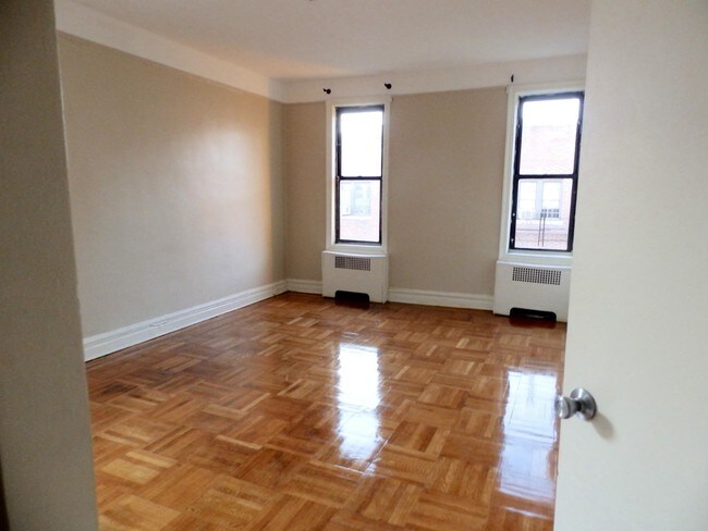 Building Photo - 1722 Caton Ave