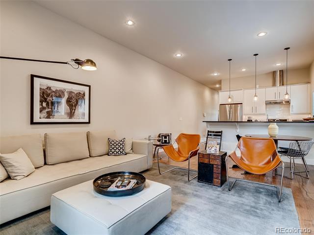 Building Photo - 534 S Lincoln St