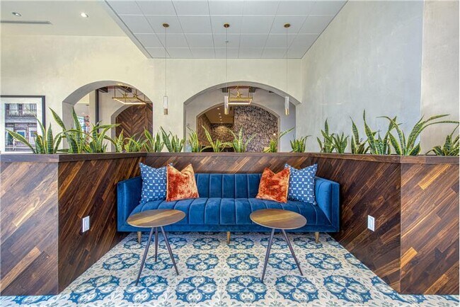 Foto del edificio - 702 E 11th St