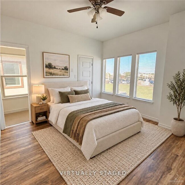 Foto del edificio - 1203 White Oak Dr