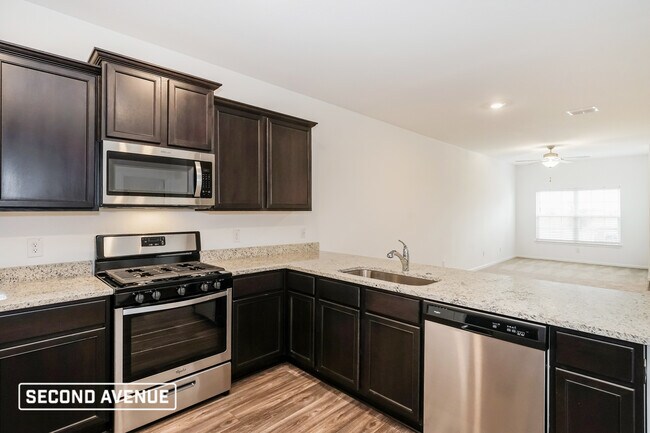 Building Photo - 2815 Forsyth Cnyn