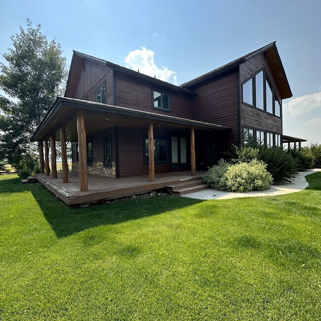 Foto del edificio - Dog friendly! Available Now - Large Edge B...