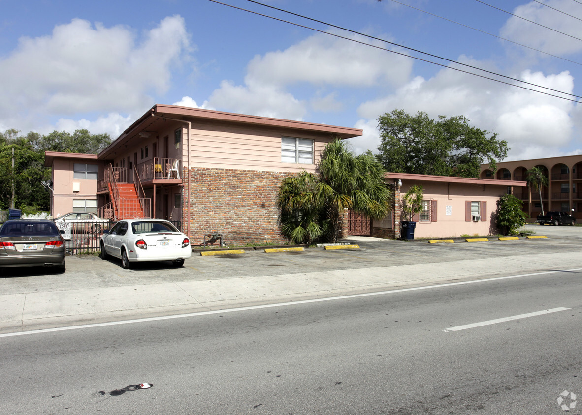 Foto del edificio - Royal Oak Apartments