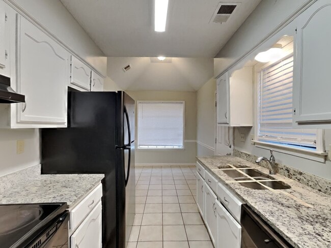 Foto del edificio - 4847 Gadwall Dr W