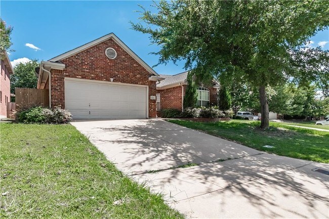 Foto del edificio - 6917 McCracken Ct