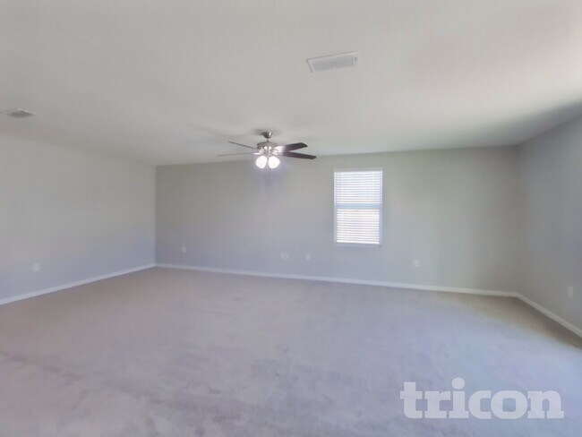 Foto del edificio - 2210 Pebble Point Dr