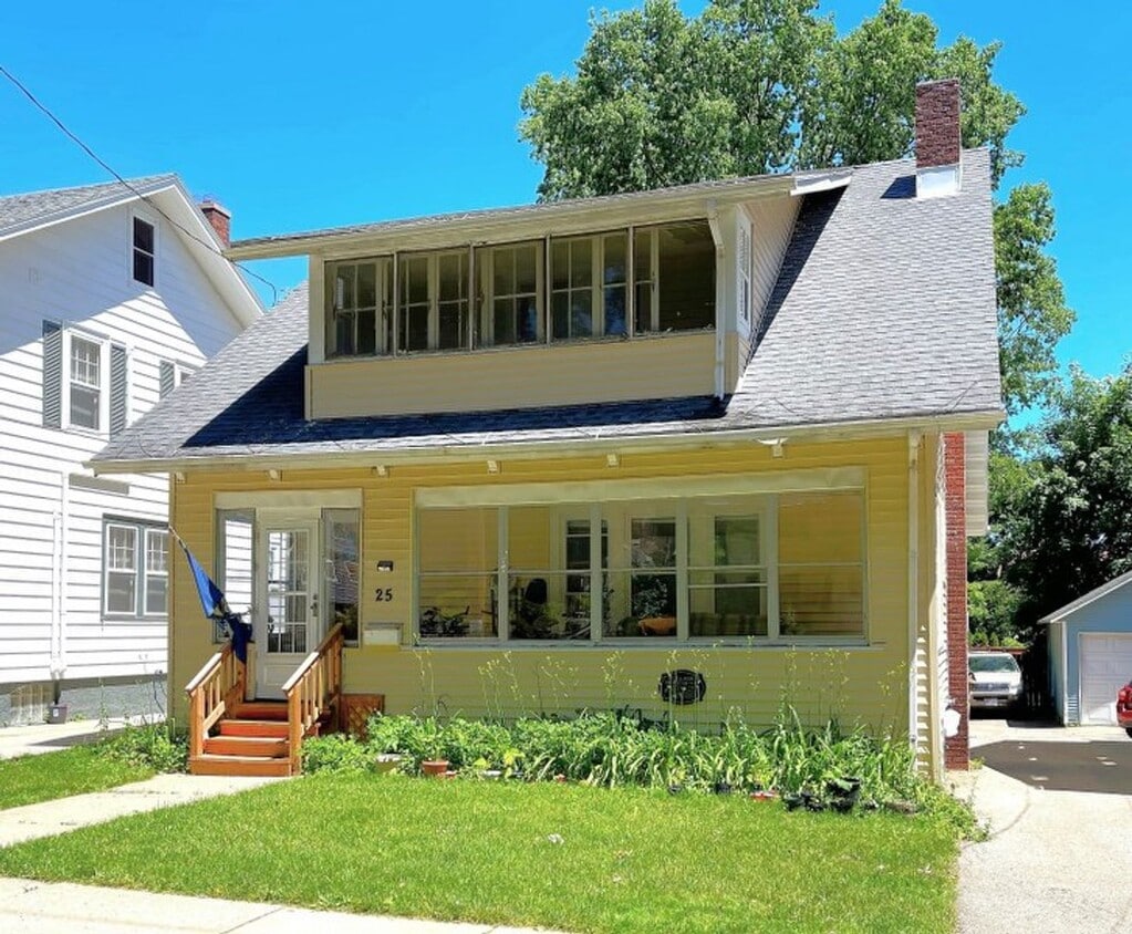 Primary Photo - 25 N Spooner St