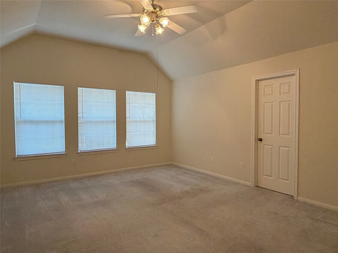 Foto del edificio - 8922 Benning Dr