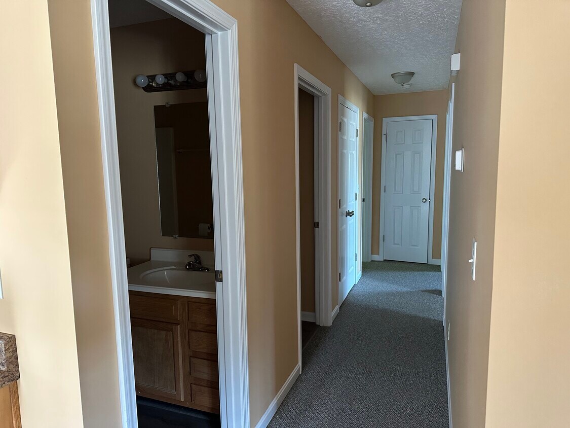 Foto del edificio - 5103 Constance Dr