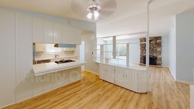 Foto del edificio - 3852 Cameo Ln