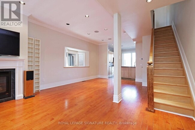 Building Photo - 28 Garnock Ave