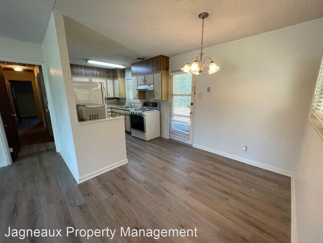 Foto del edificio - 3 br, 1.5 bath House - 1416 Cactus Dr