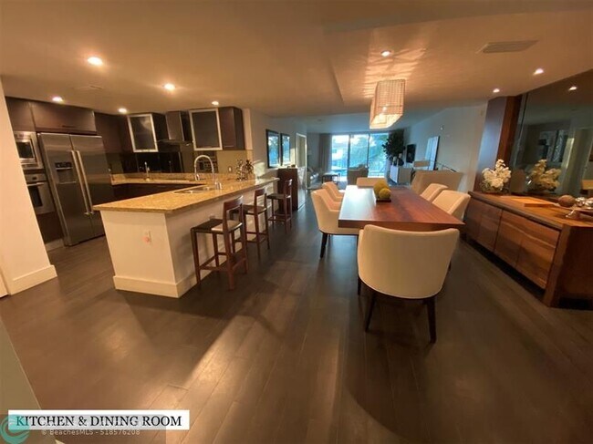 Foto del edificio - 9400 W Bay Harbor Dr