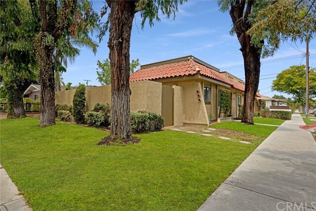 Building Photo - 900 N Harbor Blvd