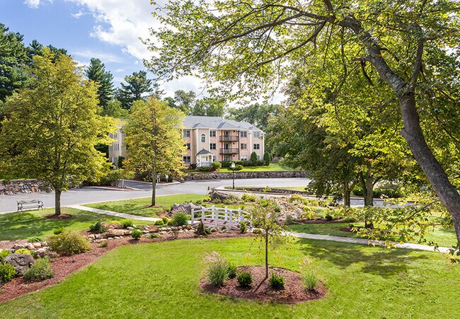 Building Photo - 71 Waterfall Dr