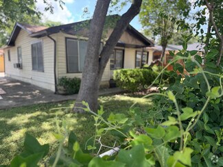 Building Photo - 602 S San Ignacio Ave