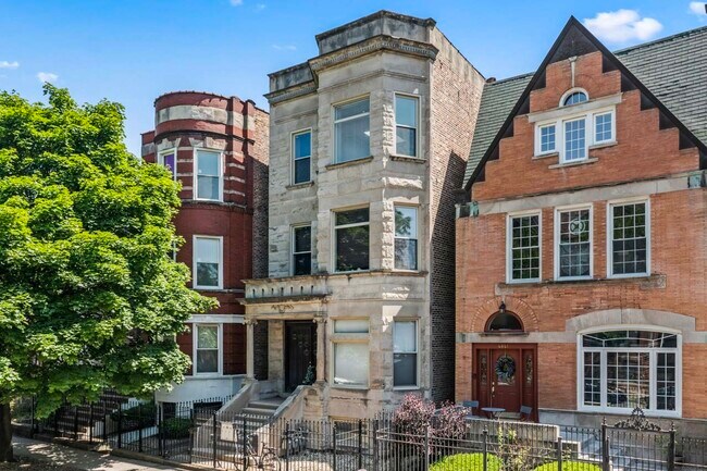 Building Photo - 4839 S Vincennes Ave