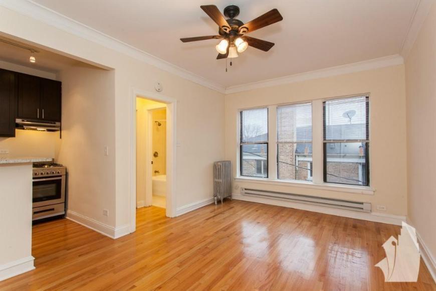 Foto principal - 1 bedroom in Chicago IL 60640