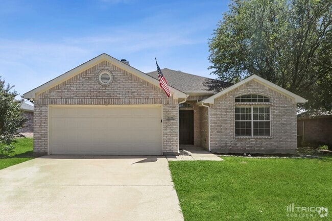 Building Photo - 1106 Sage Brush Tr