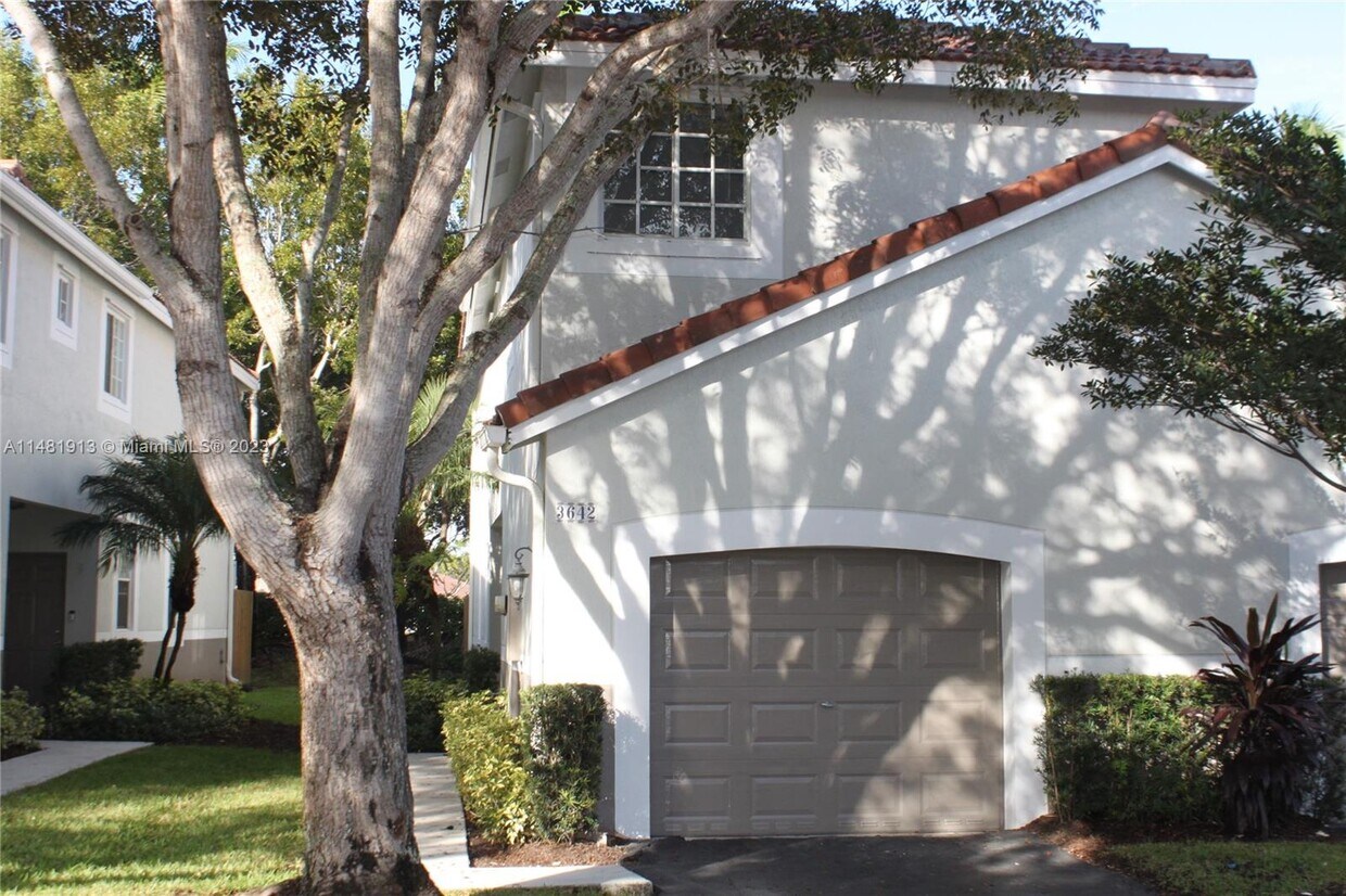 3642 San Simeon Cir, Weston, FL 33331 Townhome Rentals in Weston FL