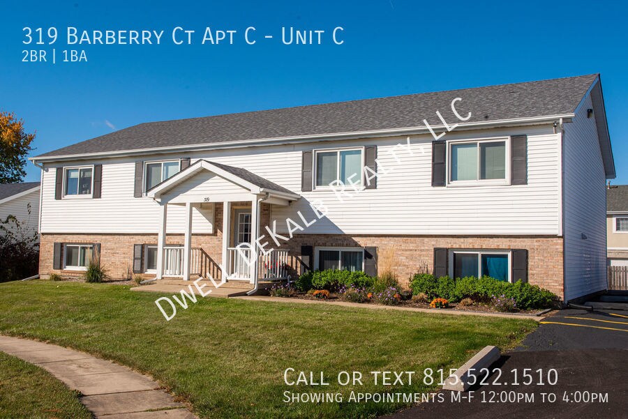 Primary Photo - 319 Barberry Ct