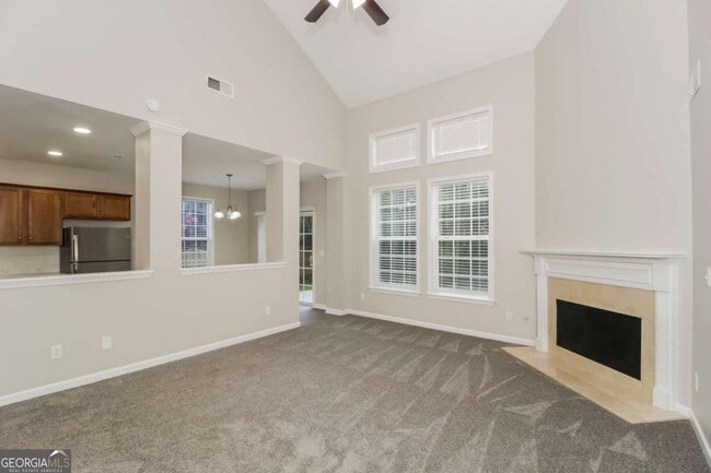 Foto del edificio - 4505 Lightning Bolt Trail