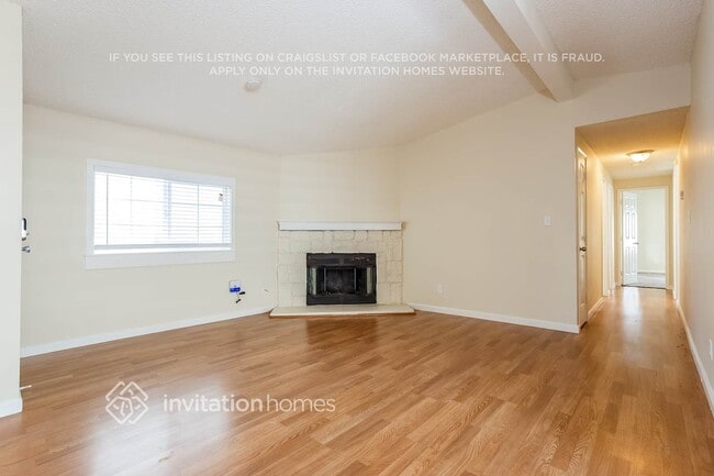 Building Photo - 1536 Emeric Ave