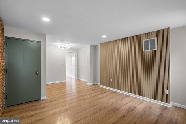 Foto del edificio - 1305 Light St
