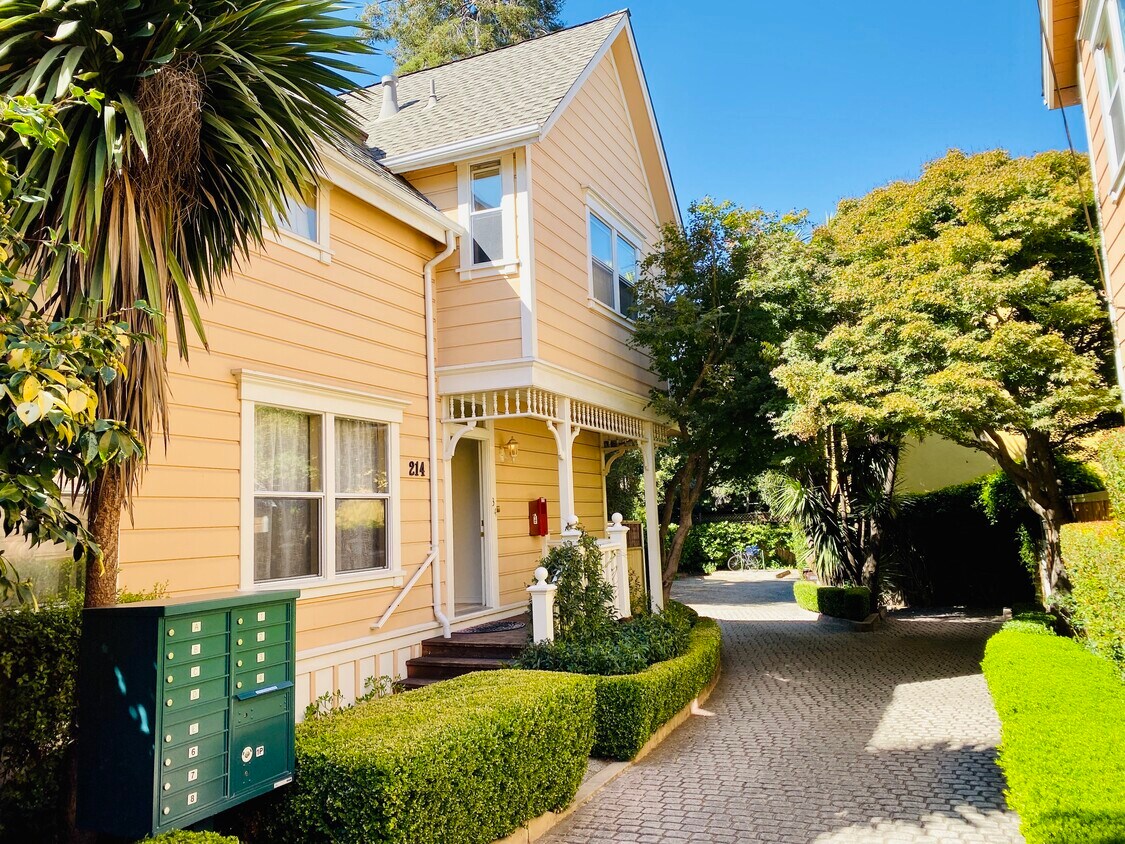 Foto principal - 214 Elm St